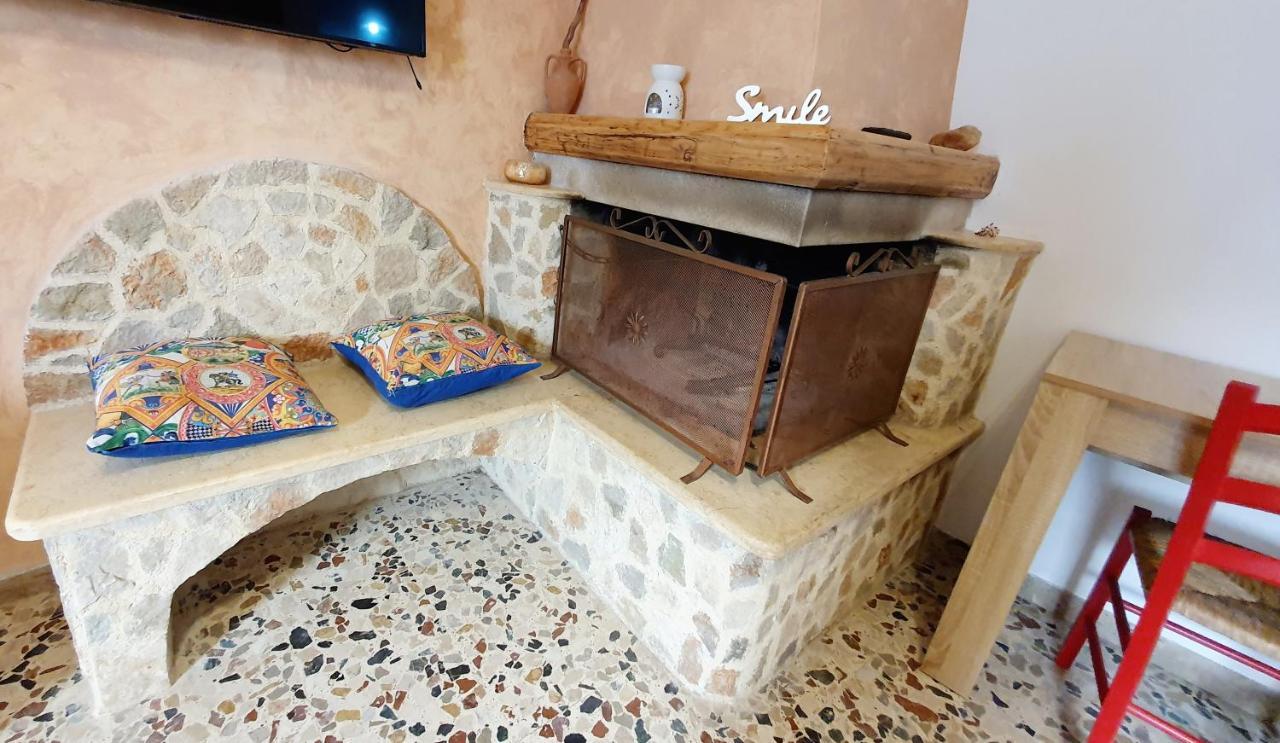 Casetta Nonna Giacomina 1Camera Da Letto E Soggiorno Con Angolo Cottura Valderice Exterior foto